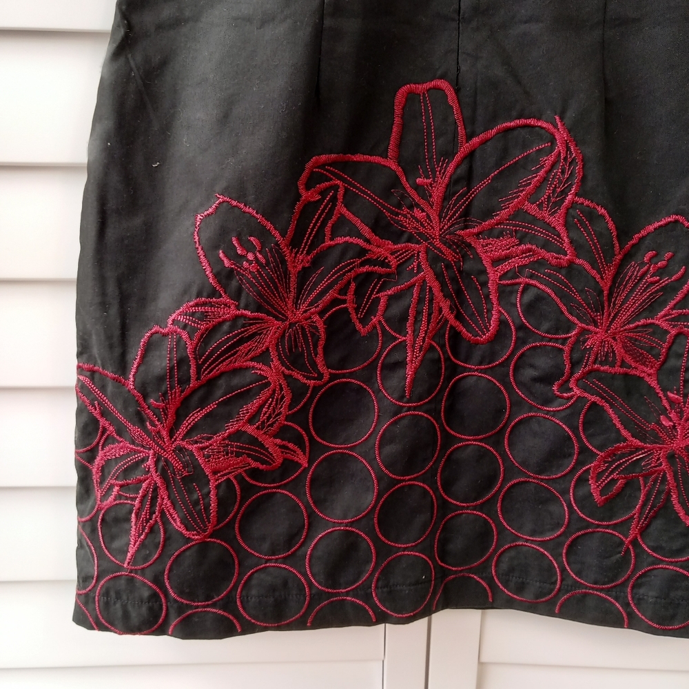 Desigual Black Fitted Dress Size 10 Embroidered Floral BNWT - Picture 14 of 15